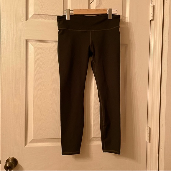Fabletics Olive Green Active Capri Leggings / Size M - Picture 7 of 7